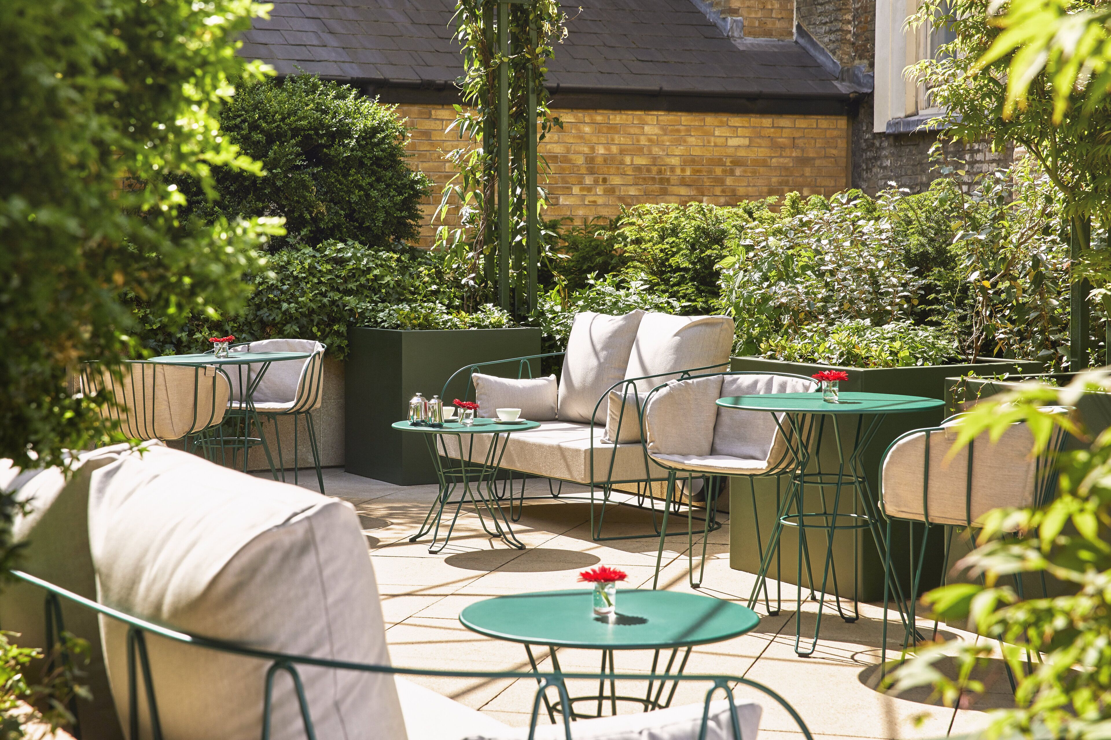 deluxe apartment, 2 bedrooms (brick street residence) | premium bedding, minibar, in-room safe, desk