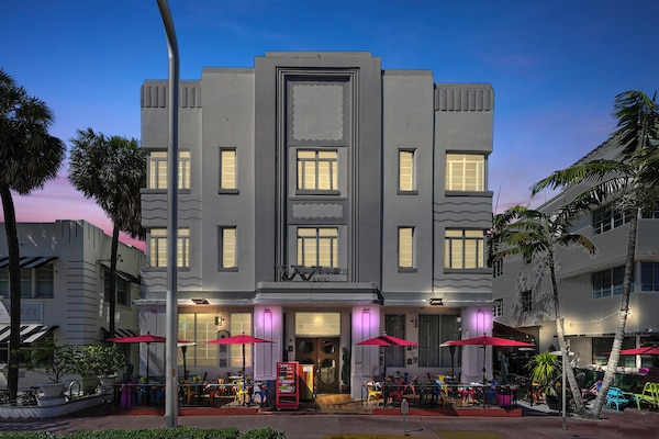 Front of property - evening/night