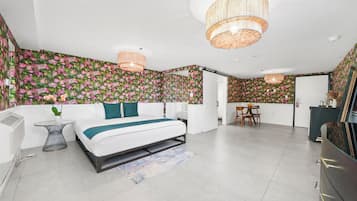 Egyptian cotton sheets, premium bedding, down duvets, minibar