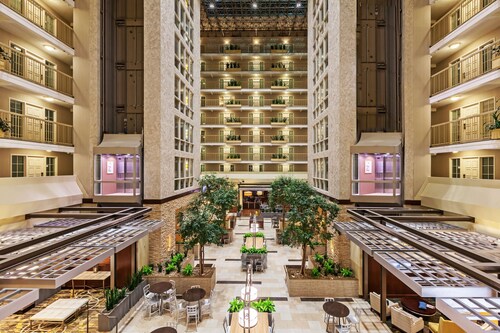 Embassy Suites by Hilton Dallas Market Center
