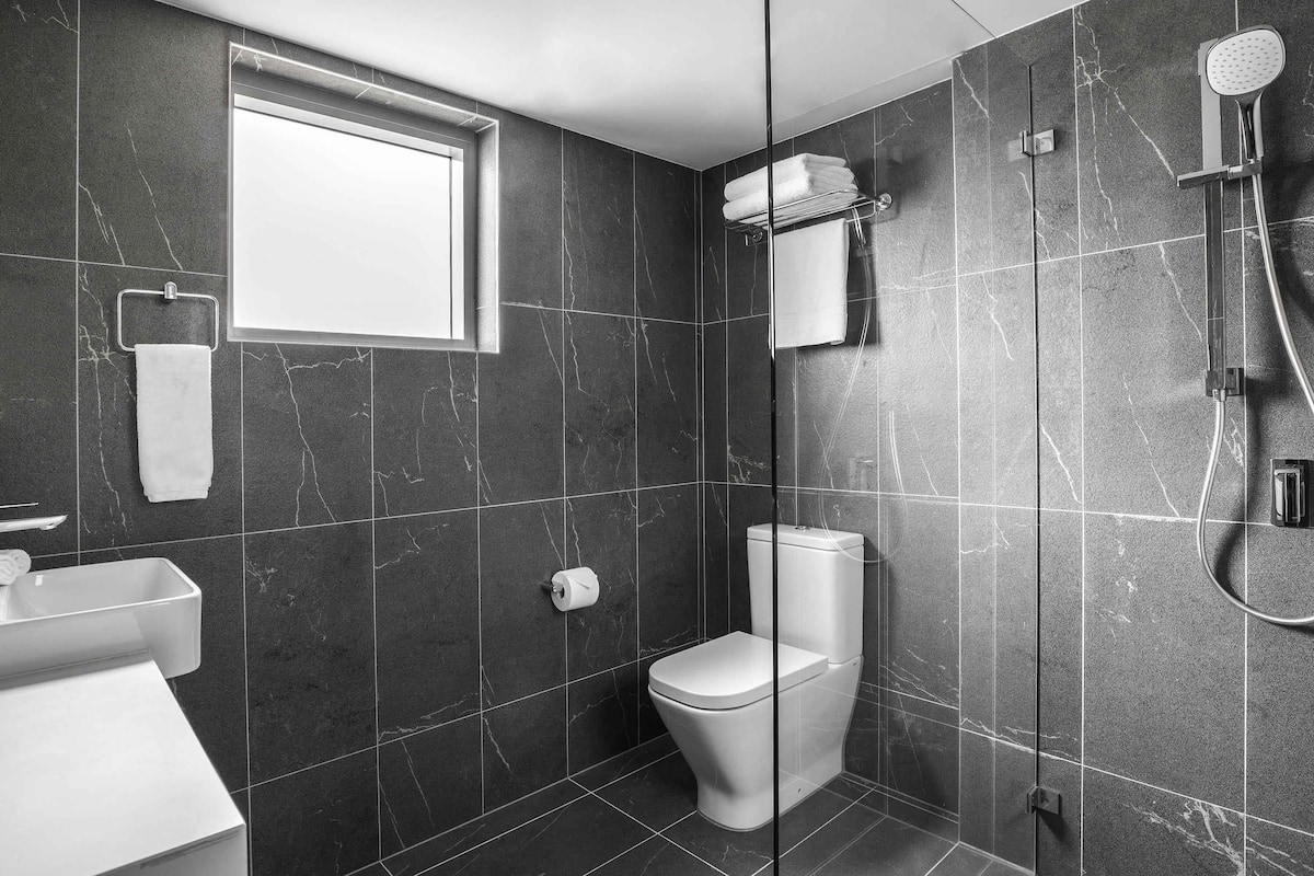 公寓, 1 間臥室 | 房內夾萬、書桌、隔音、熨斗/熨衫板