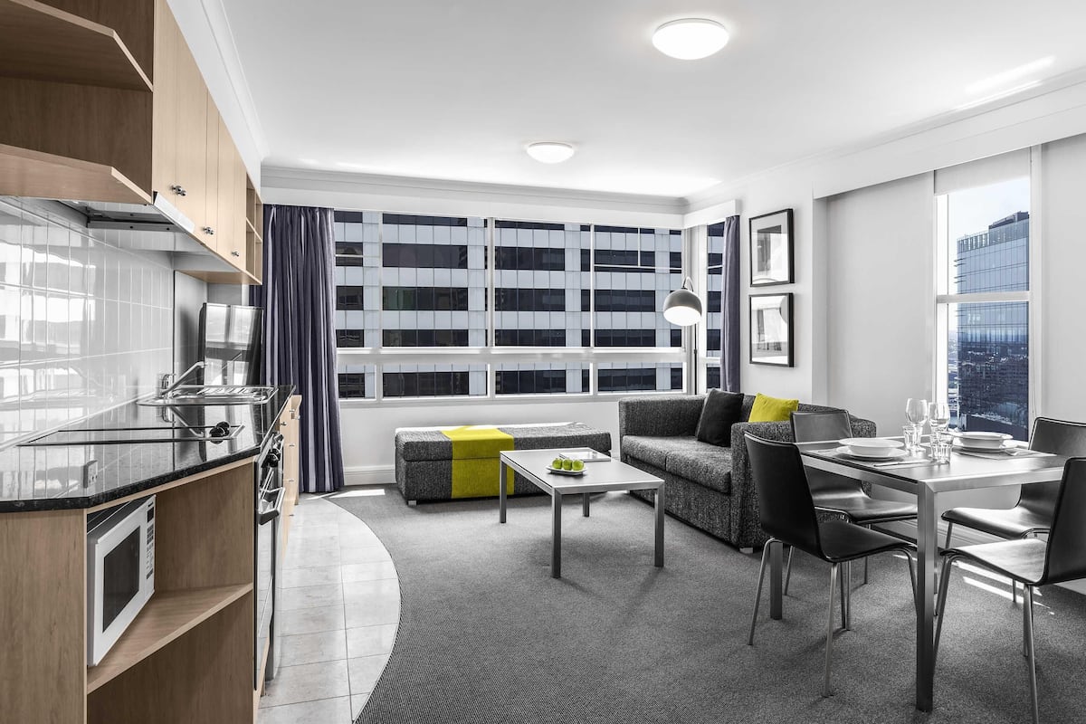 In-room safe, desk, soundproofing, iron/ironing board