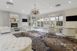 Sala de estar en el lobby