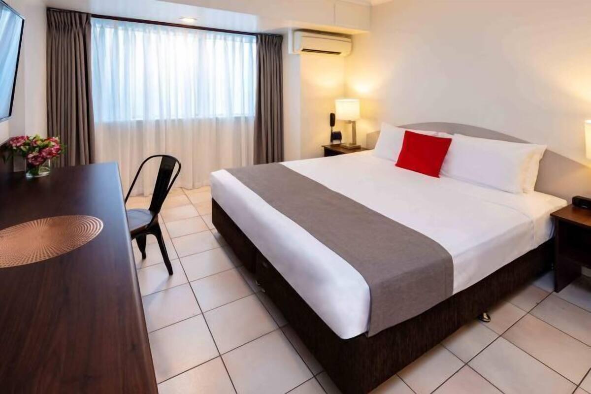 In-room safe, desk, free WiFi, bed sheets