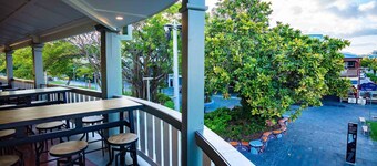 Hides Hotel Cairns