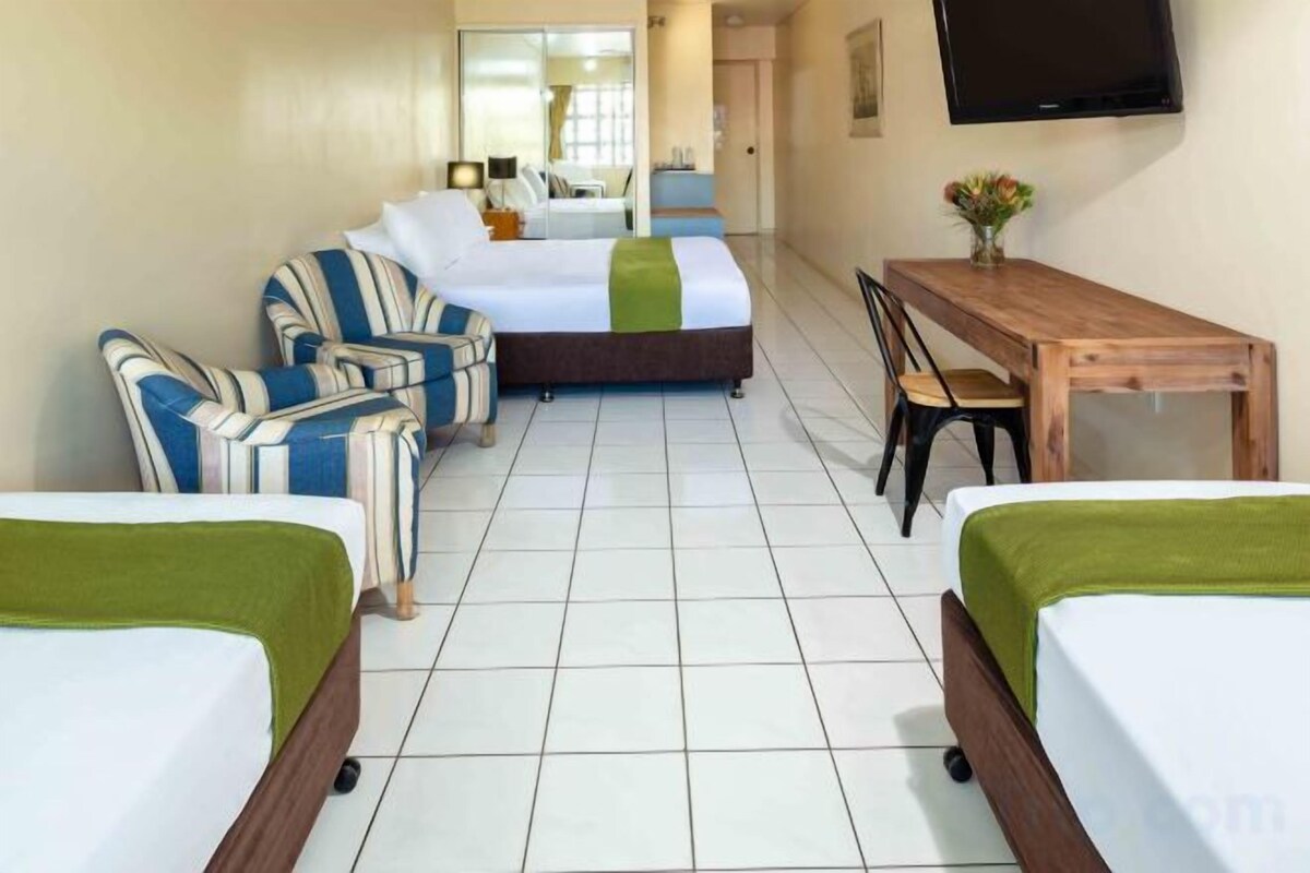 In-room safe, desk, WiFi (free), bed sheets