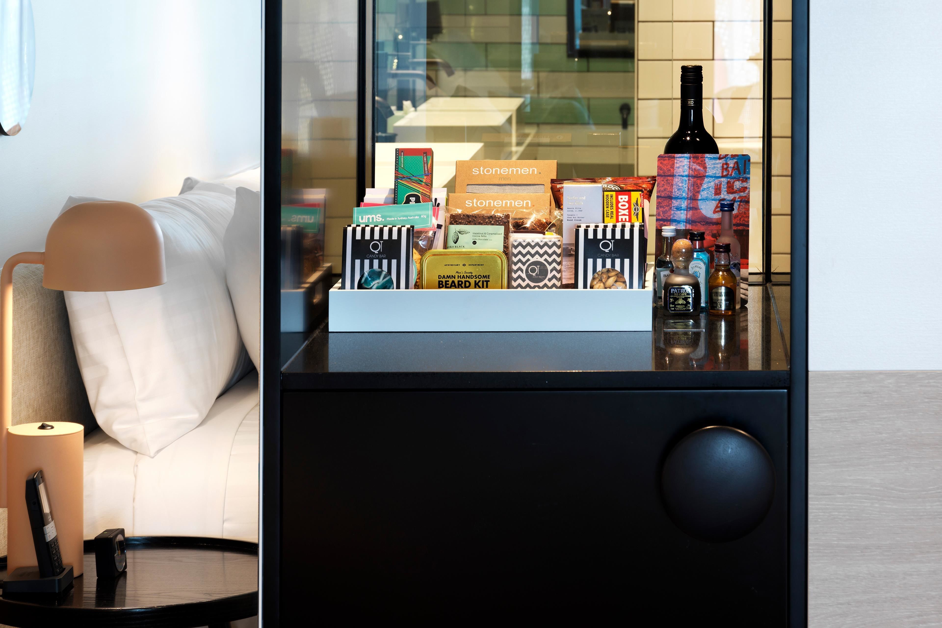 qt atrium suite | room amenity