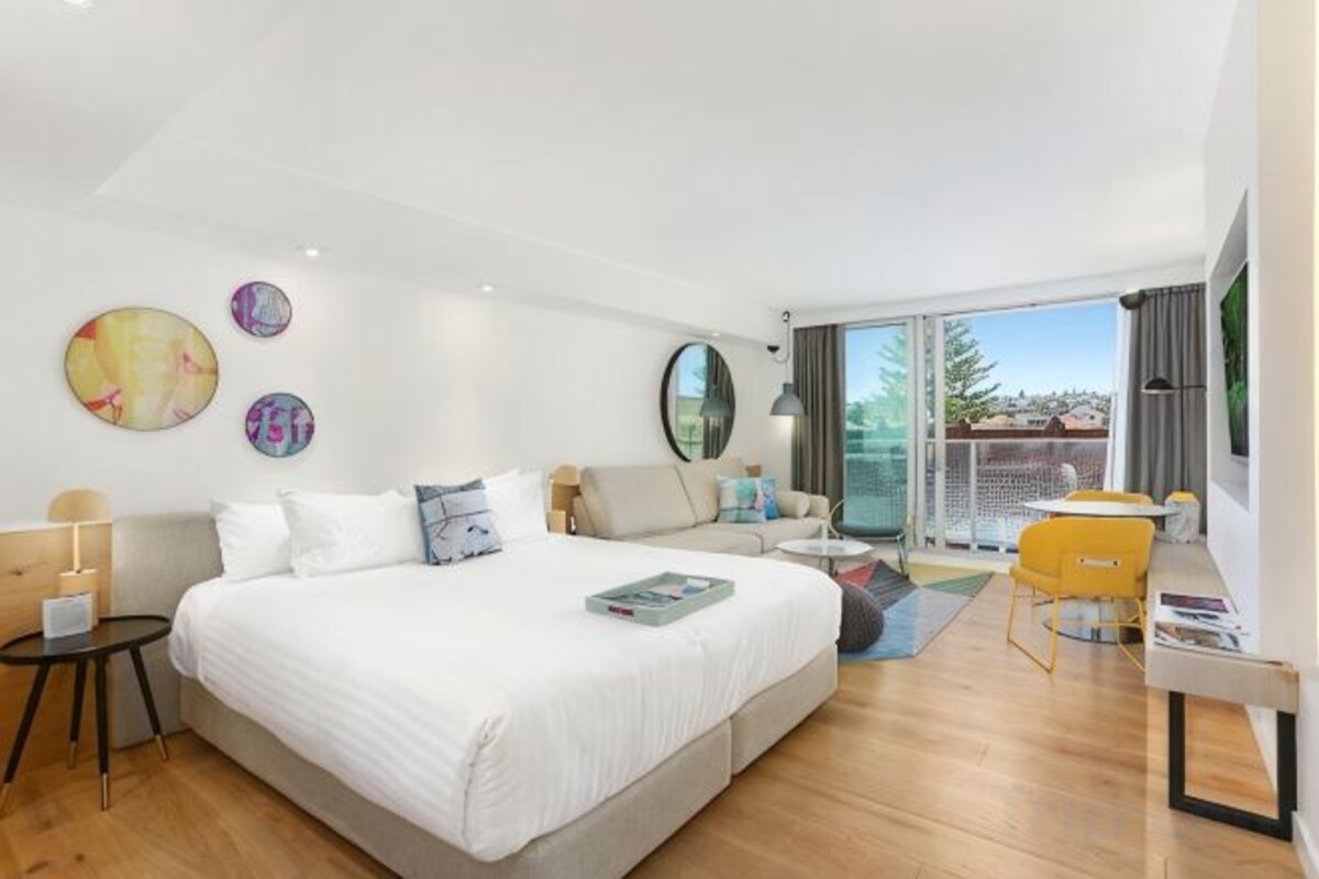 QT King Room