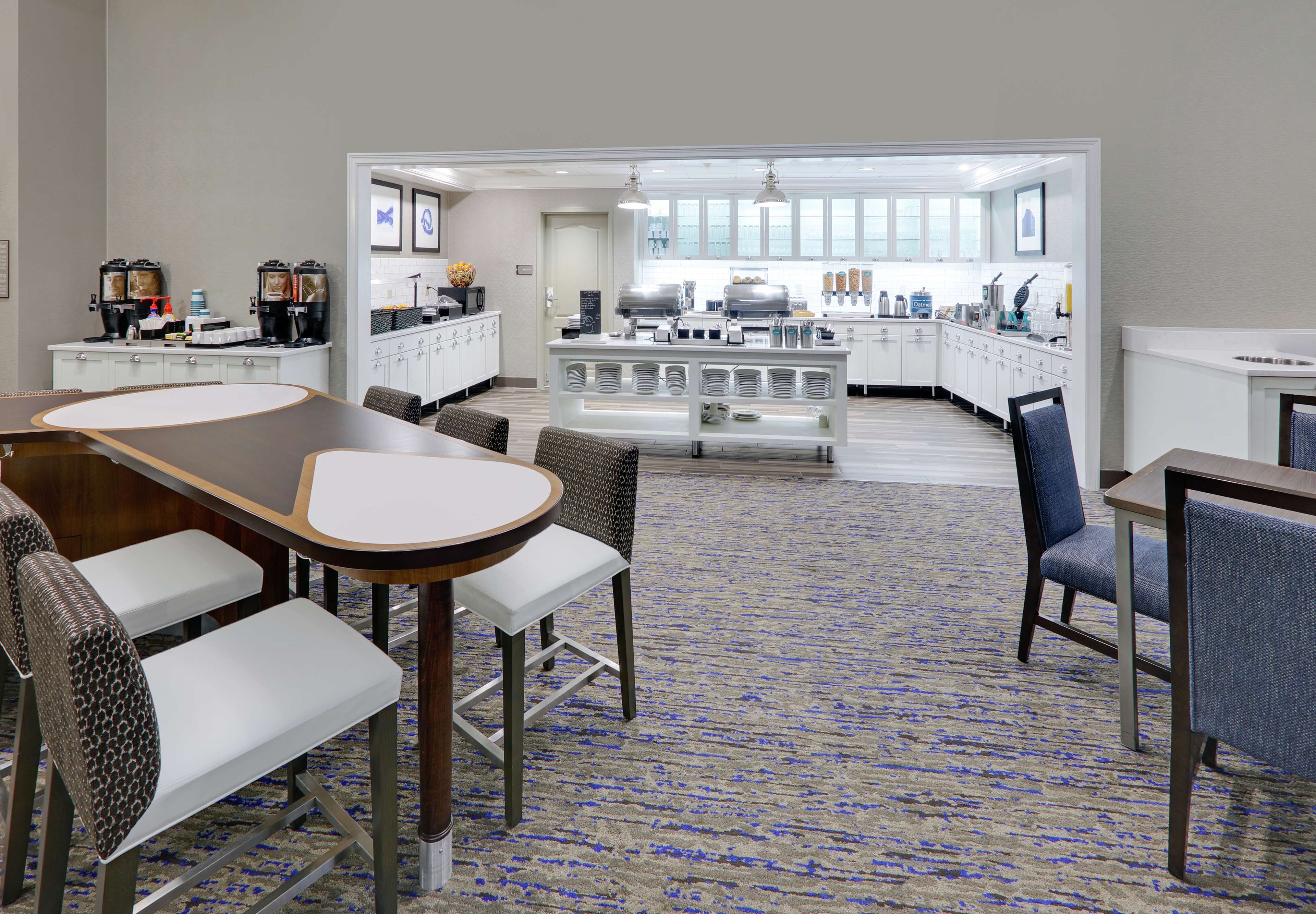 free daily on-the-go breakfast