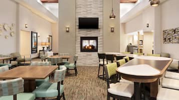 ๋ก๋น ์ข์ ๊ณต๊ฐ