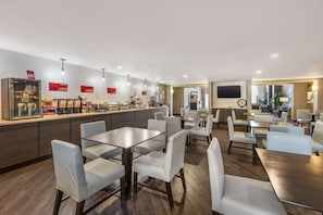 Free daily buffet breakfast - Best Western Plus North Las Vegas Inn & Suites (North Las Vegas)