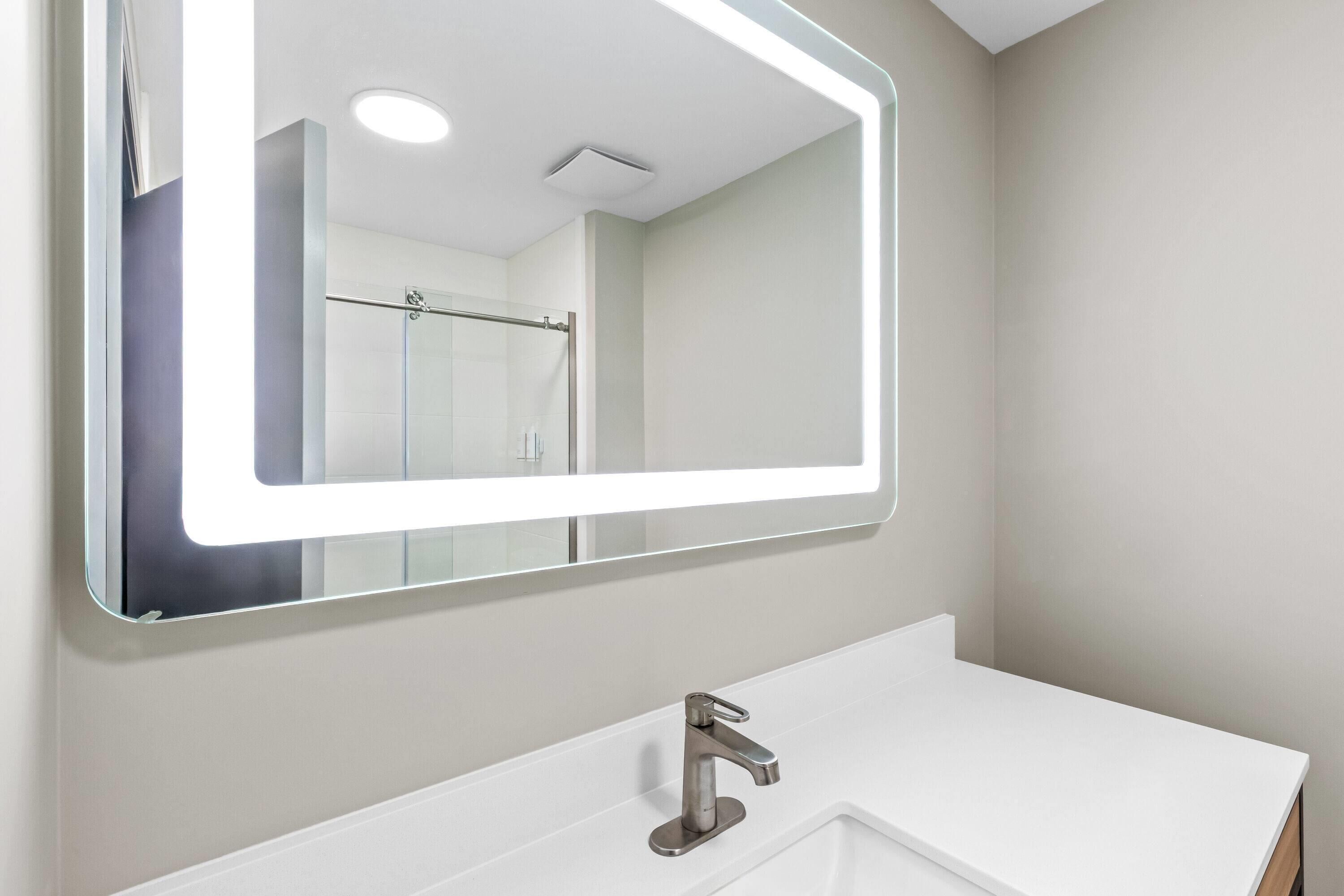 Photo - Days Inn & Suites by Wyndham Union City