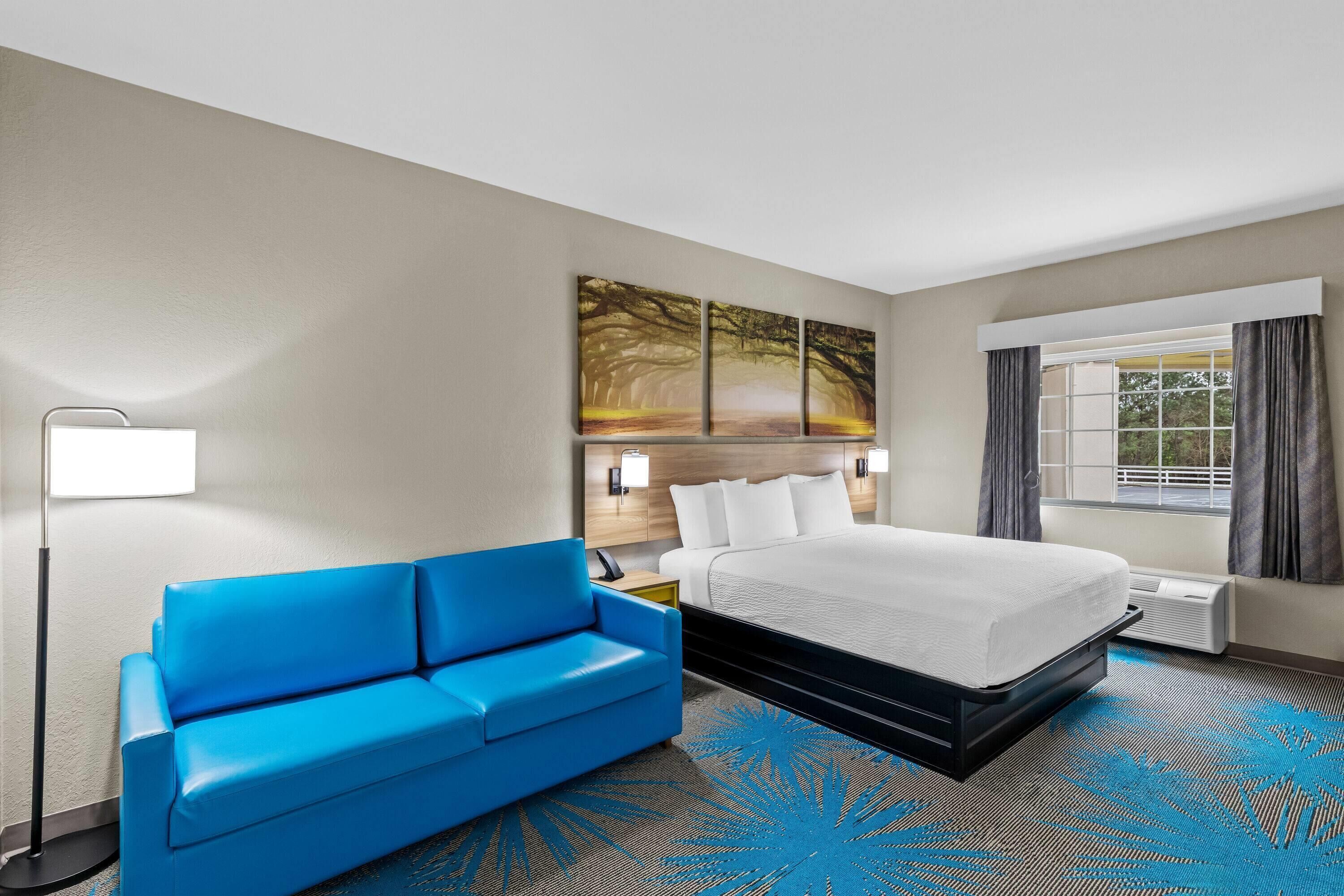 Photo - Days Inn & Suites by Wyndham Union City