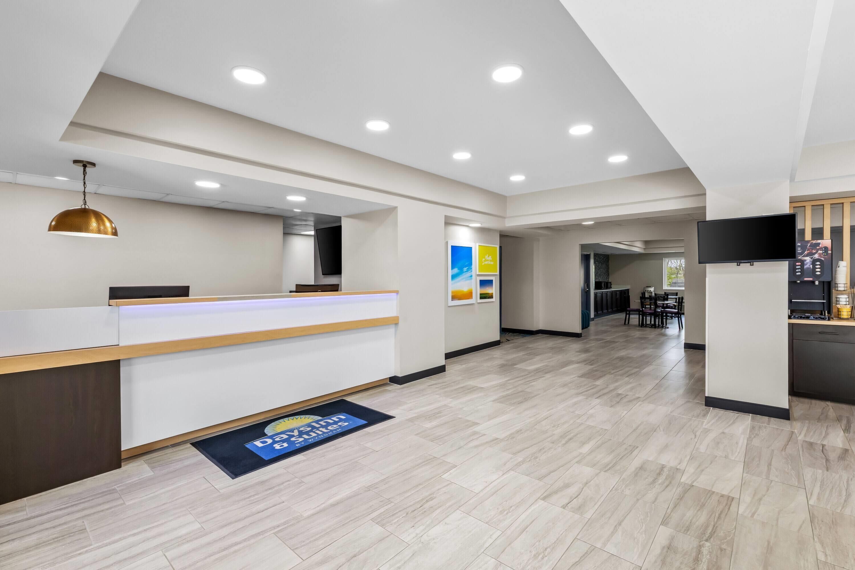 Photo - Days Inn & Suites by Wyndham Union City