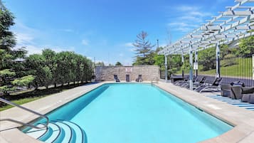 Seasonal outdoor pool