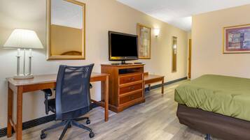 Desk, laptop workspace, iron/ironing board, rollaway beds