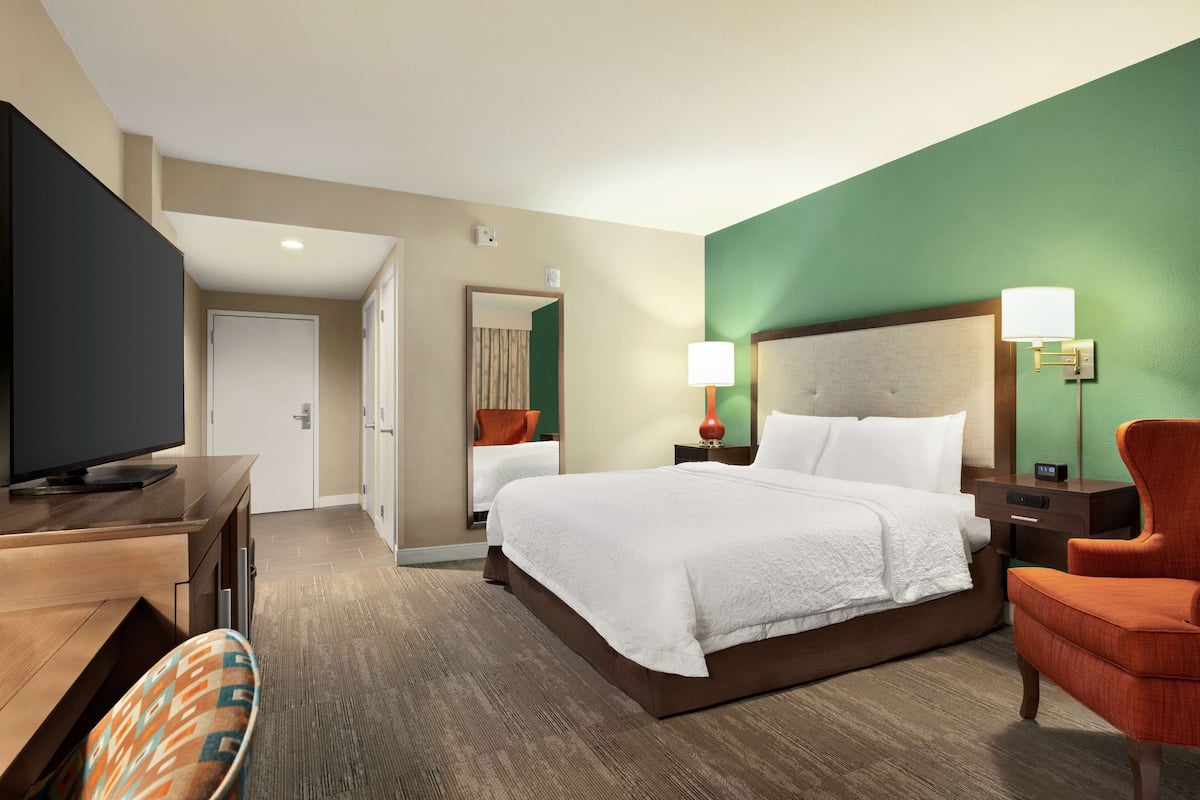Literie hypoallergénique, coffres-forts dans les chambres