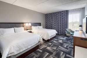 Chambre, 2 grands lits, non-fumeur | Literie hypoallergénique, minibar, bureau