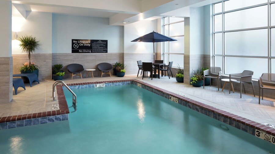 Hampton Inn & Suites Memphis-Beale Street