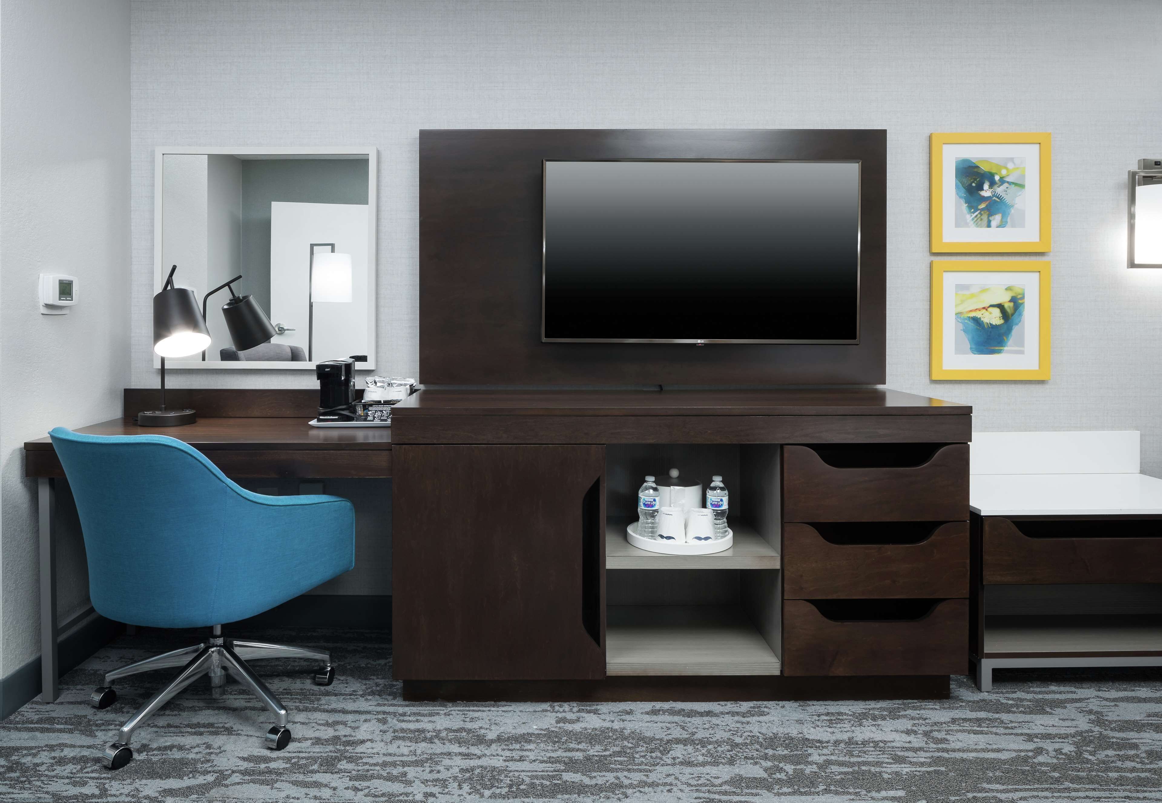 desk, iron/ironing board, cots/infant beds, free wifi