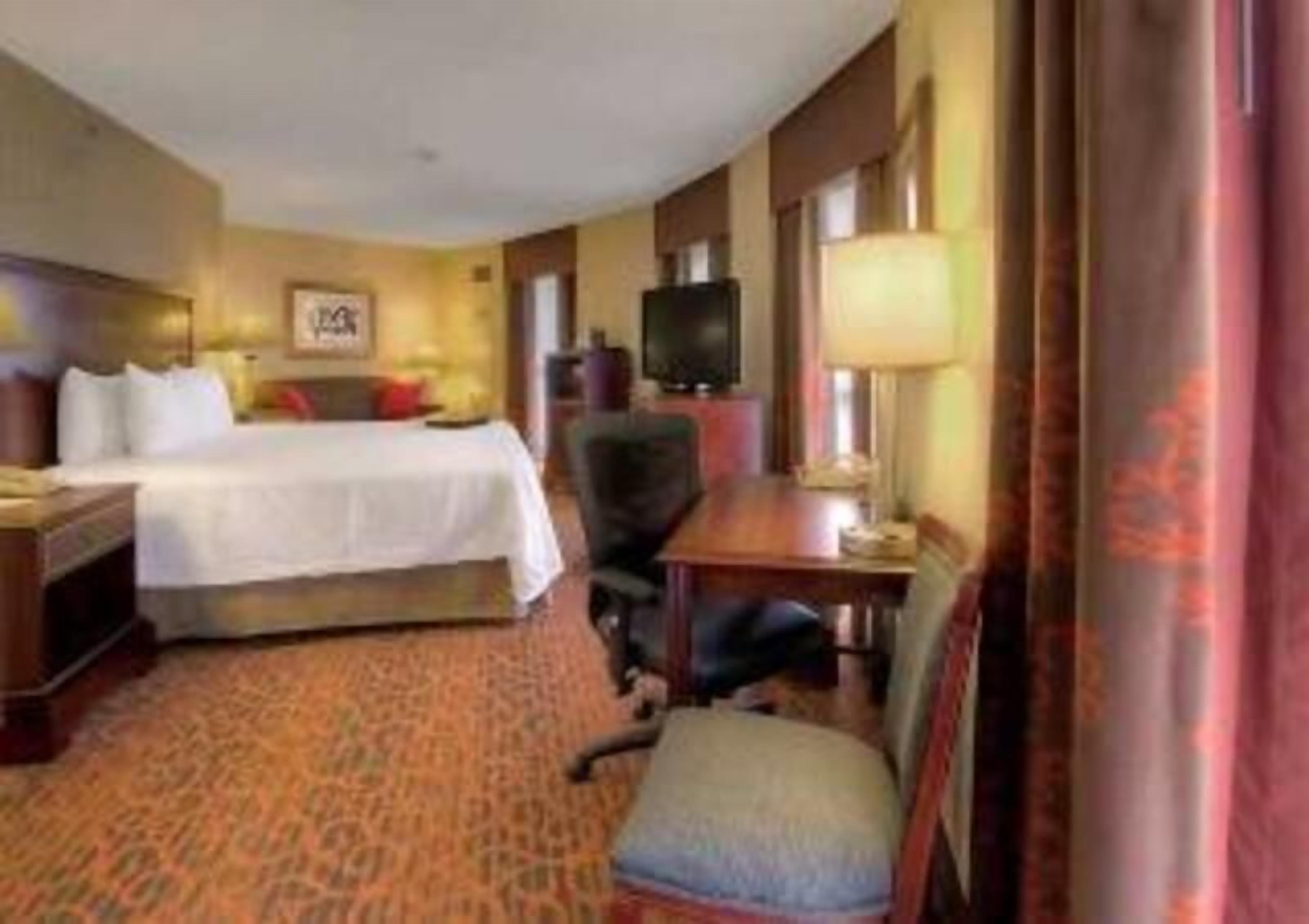 In-room safe, desk, laptop workspace, iron/ironing board