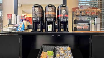 Desayuno para llevar gratuito y diario