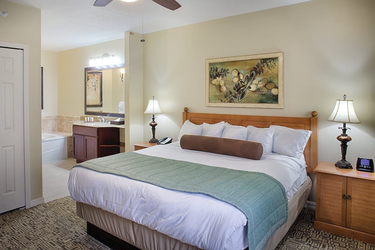 1 bedroom, blackout drapes, iron/ironing board, free WiFi