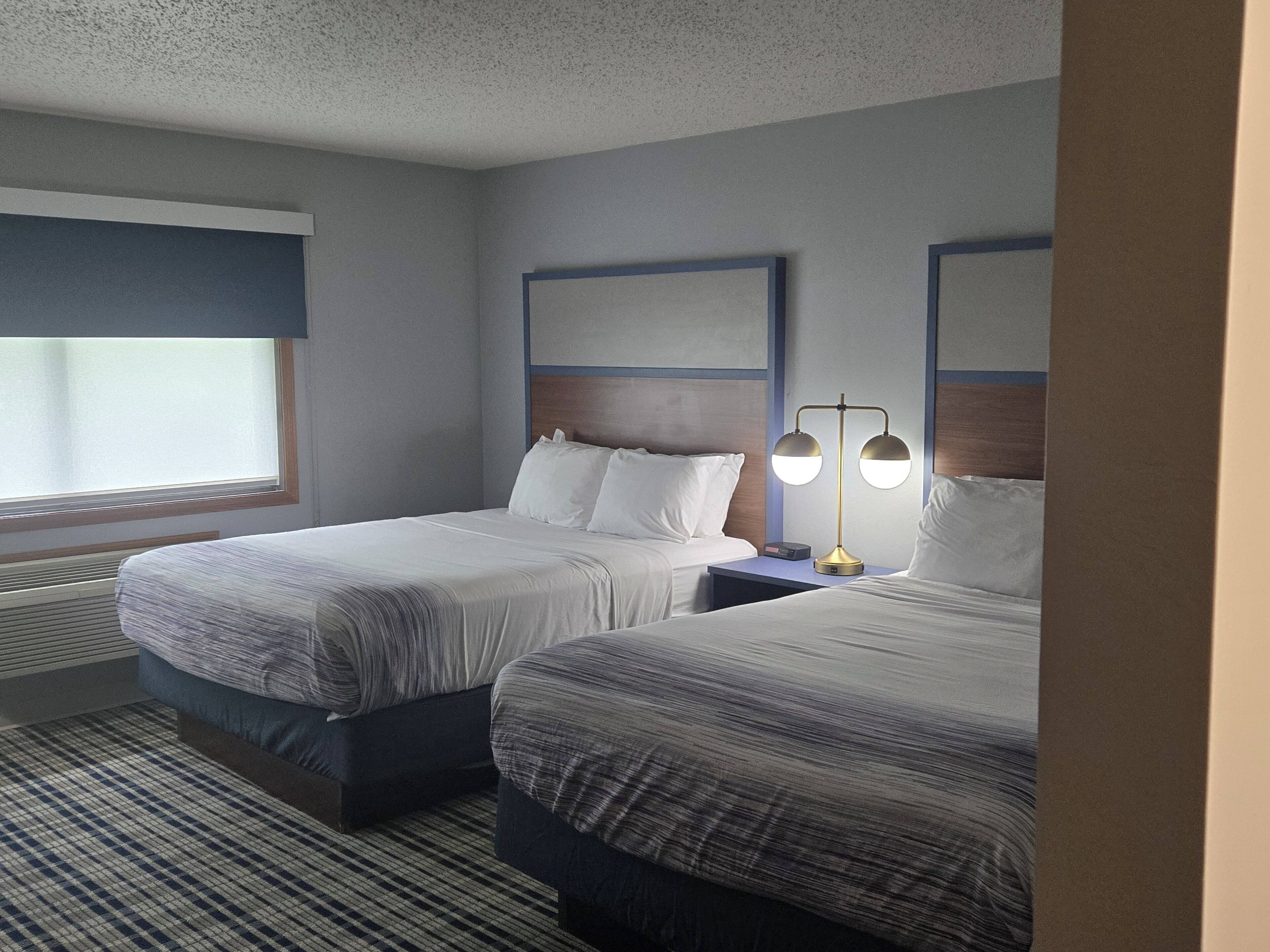 room, 2 queen beds, non smoking | hypo-allergenic bedding, soundproofing, iron/ironing board