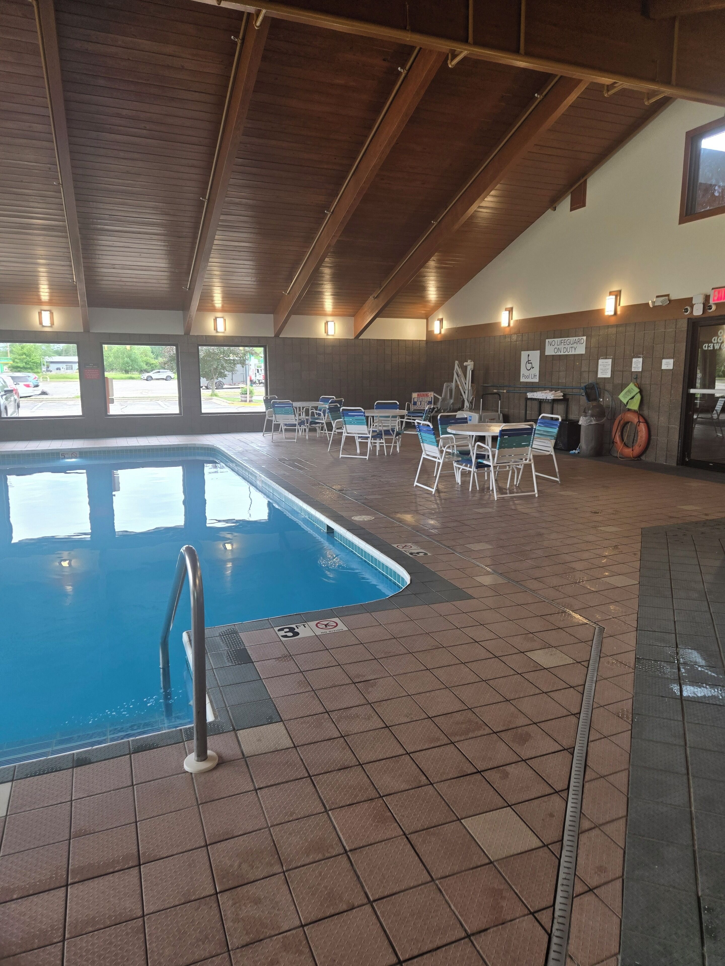 indoor pool, open 8 am to midnight, pool loungers
