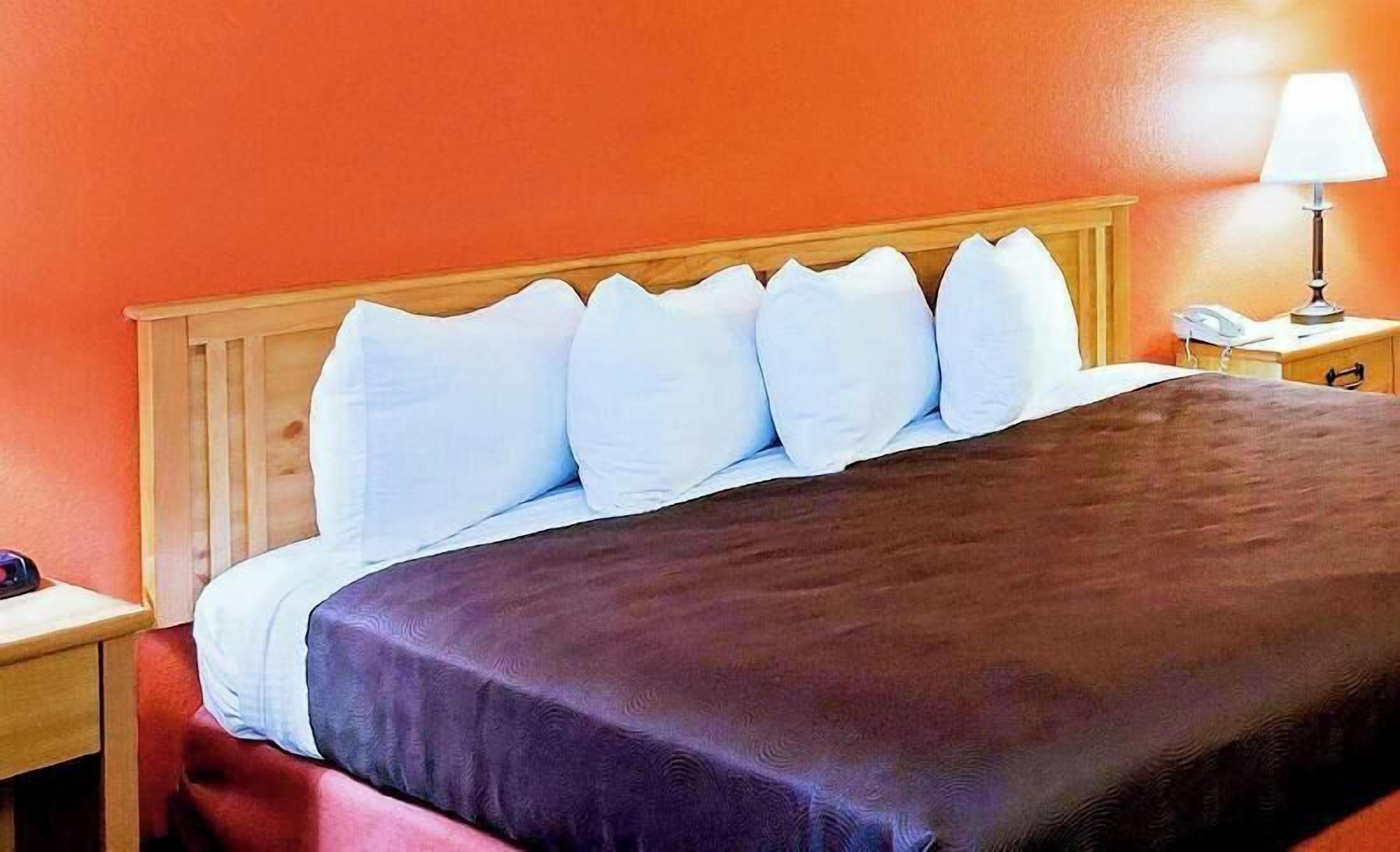 Ofnæmisprófaður sængurfatnaður, hljóðeinangrun, straujárn/strauborð