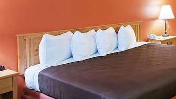 Chambre, 1 grand lit, accessible aux personnes à mobilité réduite, non-fumeur | Literie hypoallergénique, système d’insonorisation