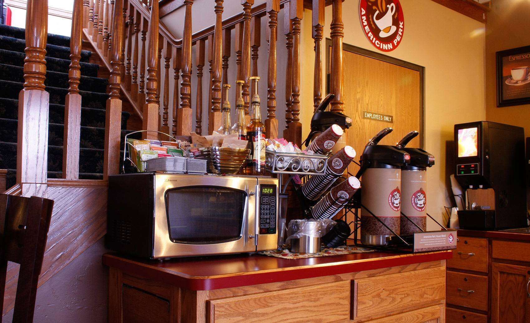 free continental breakfast