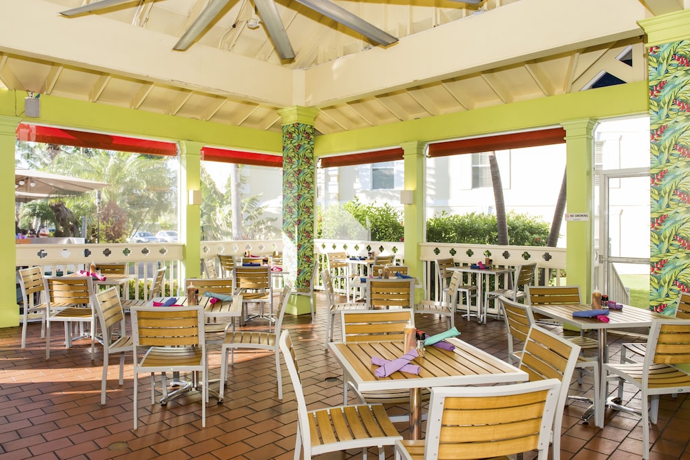 Sunshine Suites Resort by null