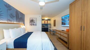 Suite Studio | Surmatelas, coffres-forts dans les chambres, bureau