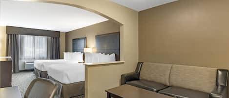 Desk, soundproofing, iron/ironing board, free WiFi