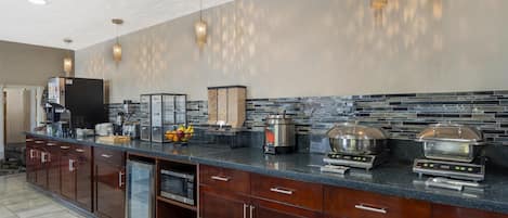 Ilmainen mannermainen aamiainen