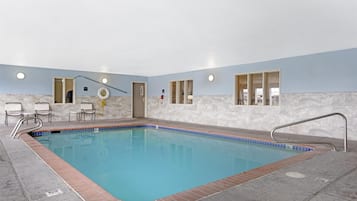 Indendørs pool