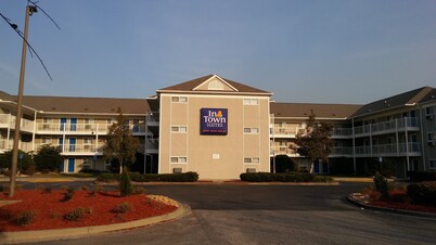 InTown Suites Extended Stay Savannah GA