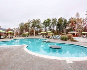 2 outdoor pools, pool umbrellas, sun loungers