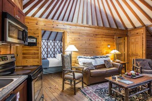 Suite, 2 Bedrooms | Living area | TV