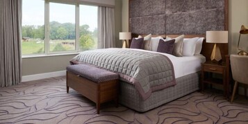 Ropa de cama de alta calidad y minibar 