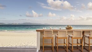 Oceanfront Double Junior Suite at Merrywing Beach
