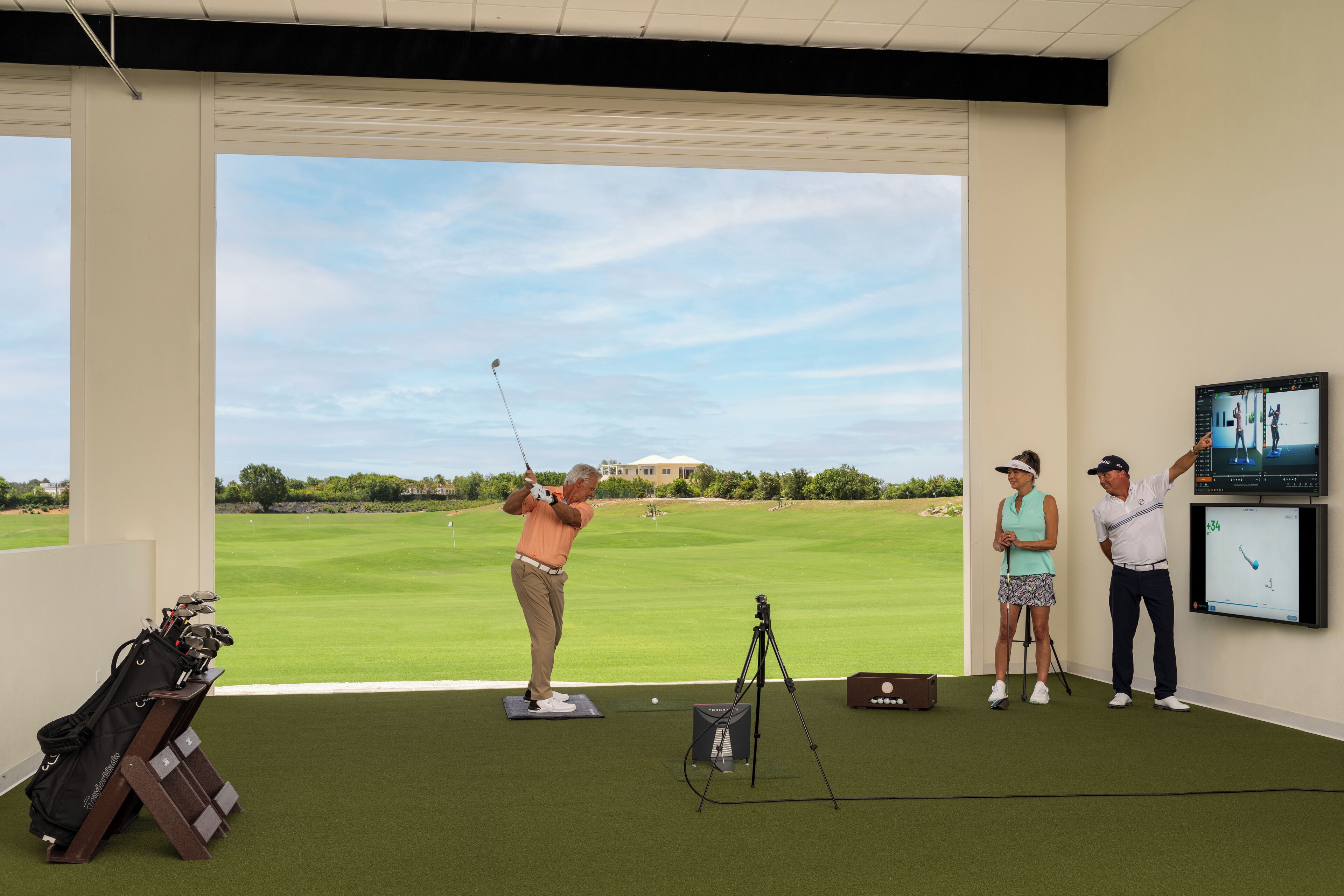 indoor golf driving range