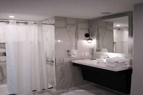 JW Marriott Miami - Image 33
