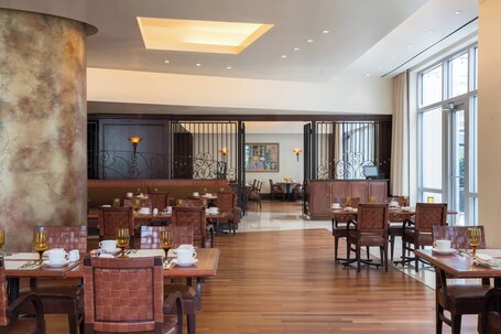 JW Marriott Miami - Image 40