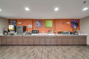 Free daily buffet breakfast 