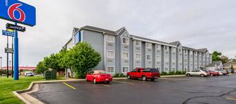 Cheap Hotels in Indianapolis, IN: $55 Budget Hotel Deals | Travelocity