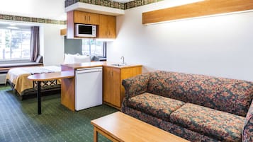 Desk, blackout drapes, free WiFi, bed sheets
