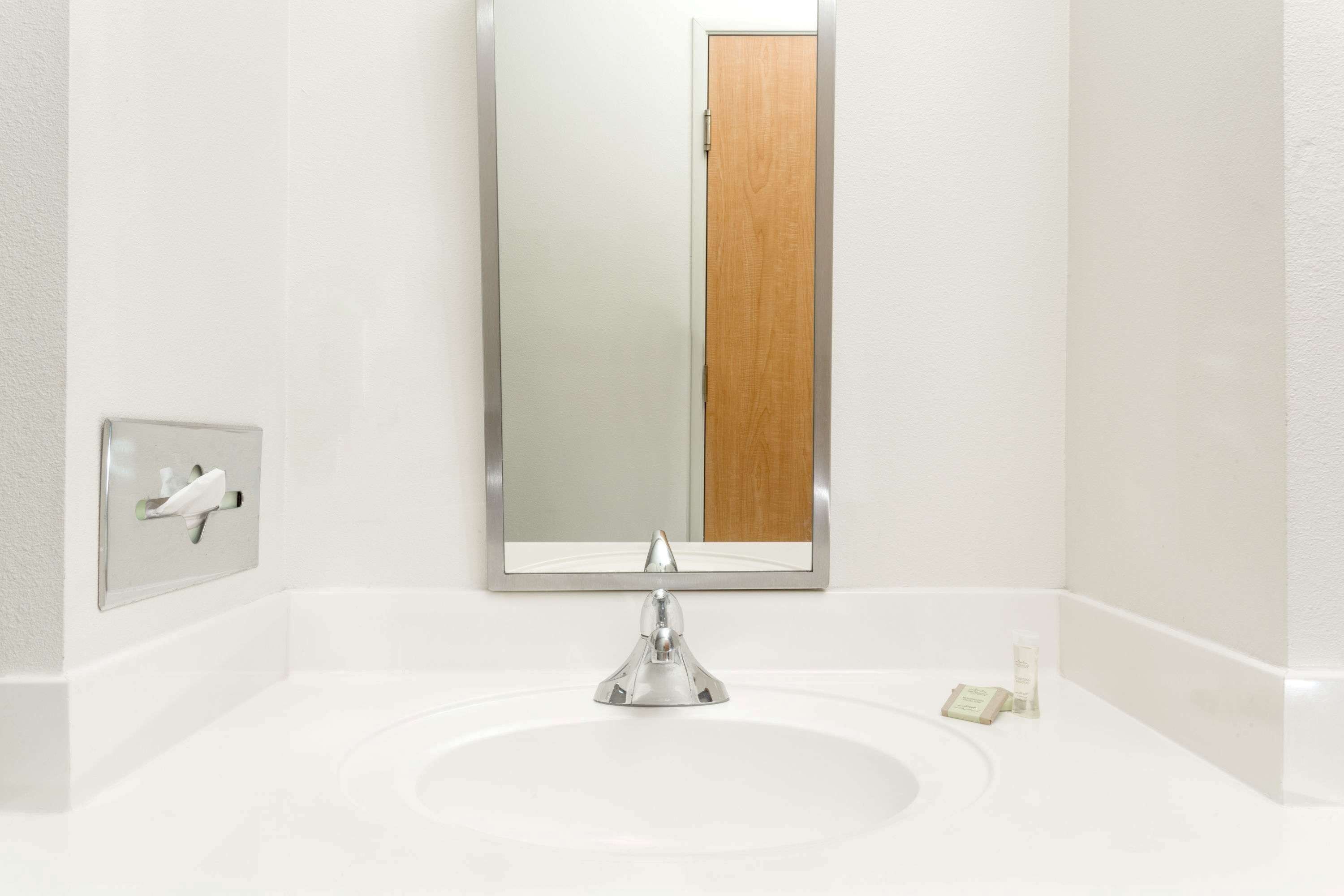 Photo - Royal Inn Midvale