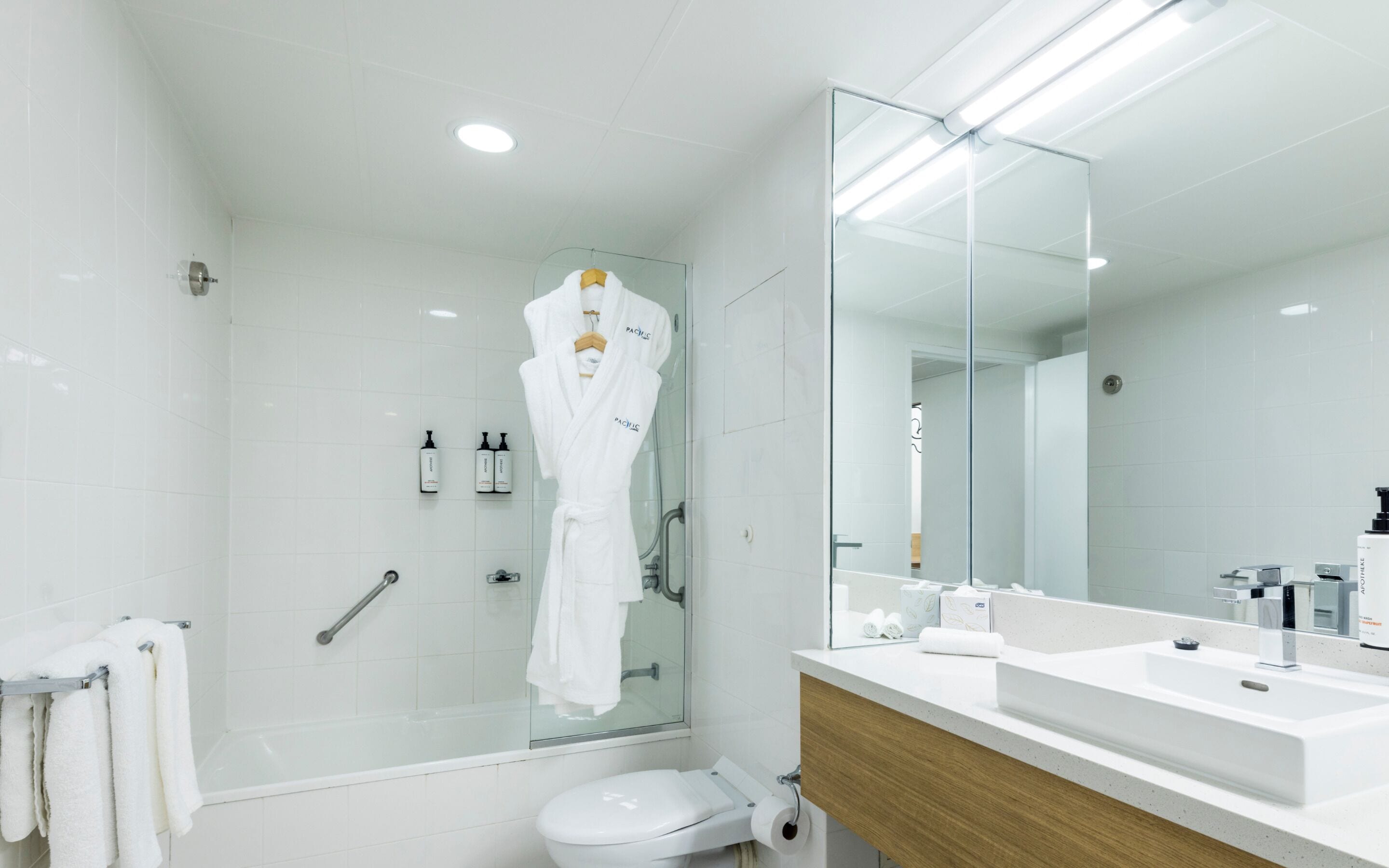 superior king balcony suite | bathroom | eco-friendly toiletries, hair dryer, towels, soap